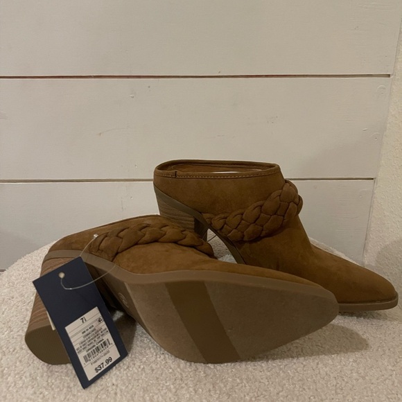 Universal Thread Women's Avis Mule Heels - Picture 10 of 10